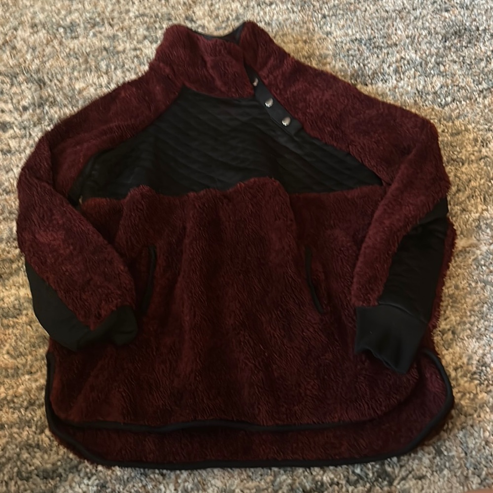 Maurice’s Red Wine Snap Up Sherpa